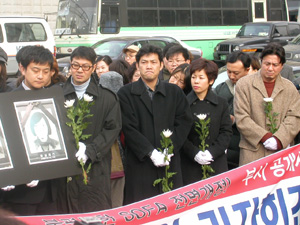 aam01.jpg